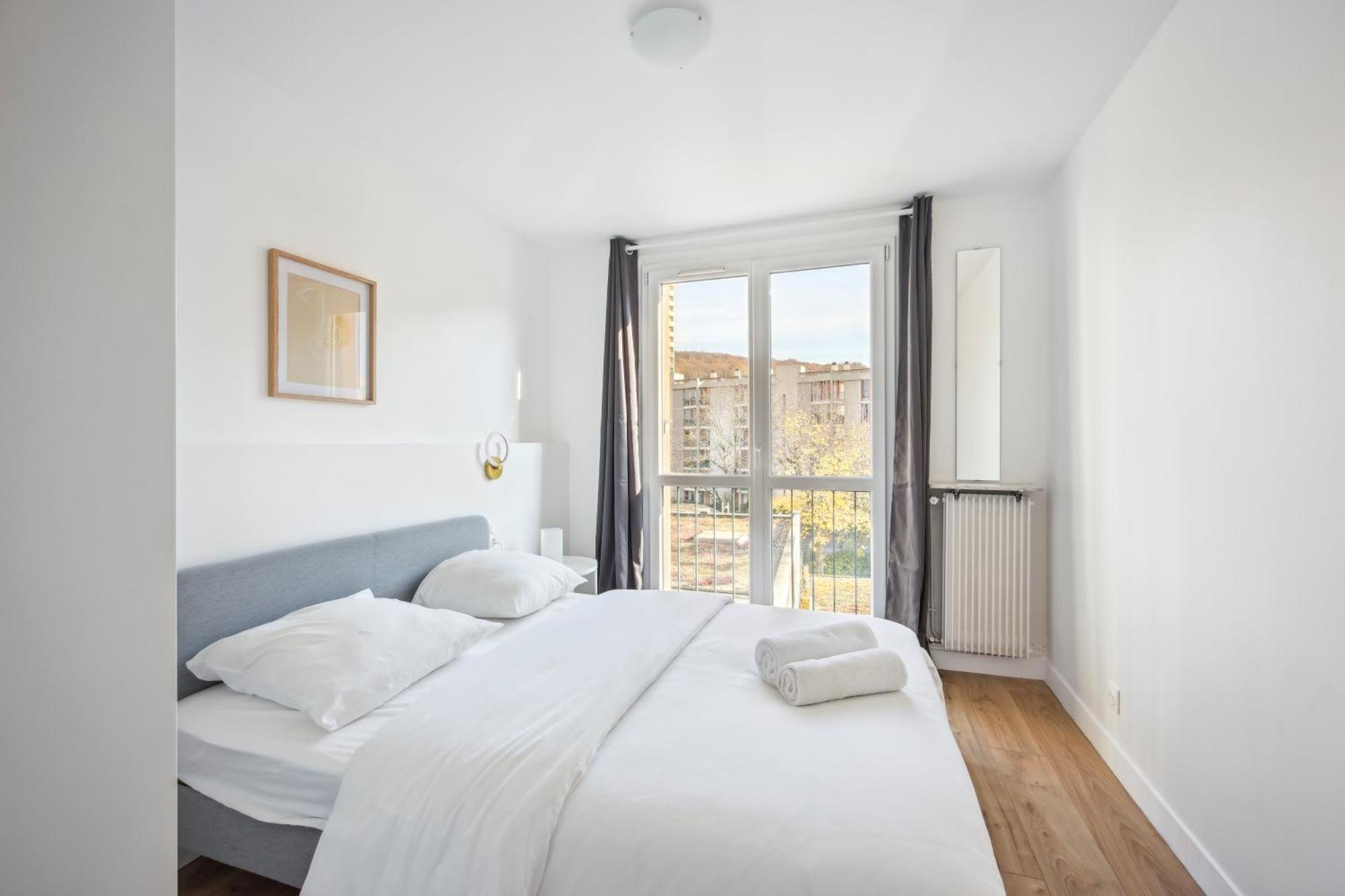 Chic Apart With Parking Apartamento Chaville Exterior foto